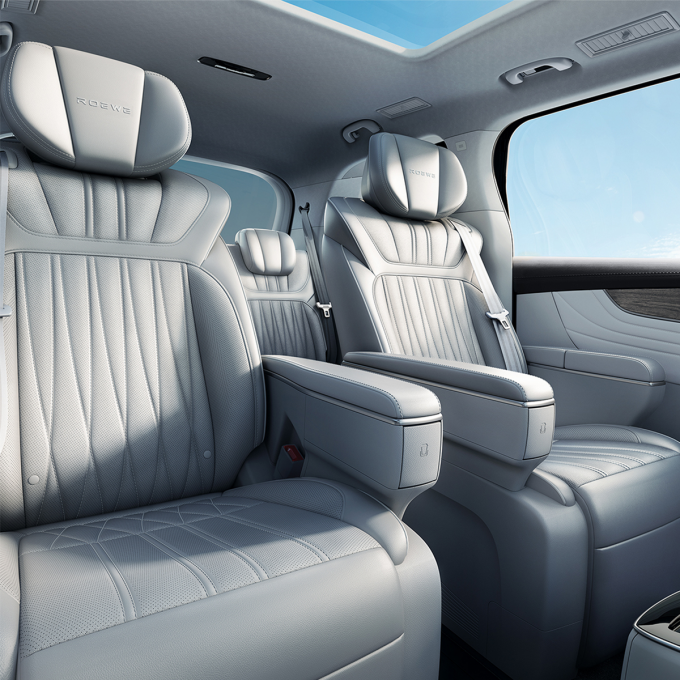 550 km MPV EV voiture Roewe iMAX8 EV 2022 Première classe édition diamant 5