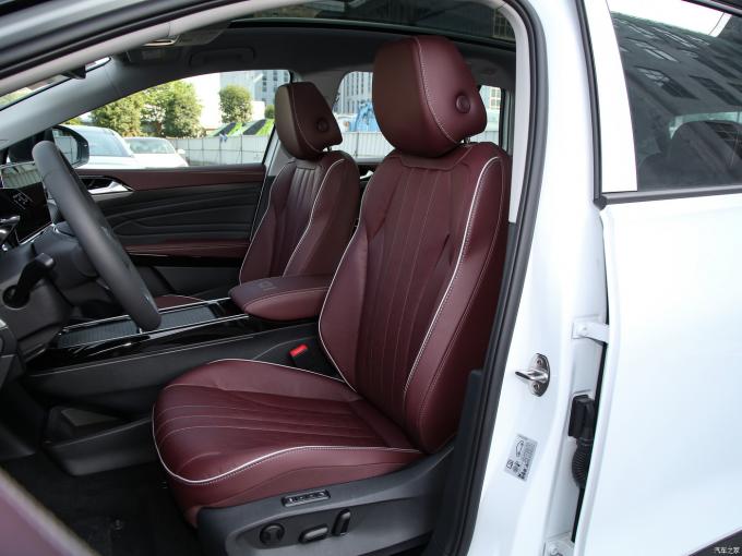 Autos électriques électriques 2025 Véhicule à énergie nouvelle Id6 Berline Véhicules électriques à conduite à gauche 2