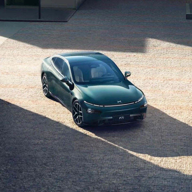 New Energy Electric Car Xiaopeng P7 2023 In Stock 4 Wheel Adult High Speed