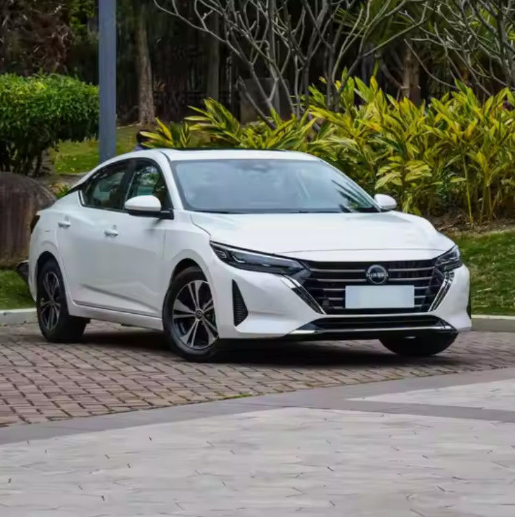DongFeng Nissan Sylphy Classic 1.6XL CVT Luxury Edition Torsion Beam and Macpherson Suspension